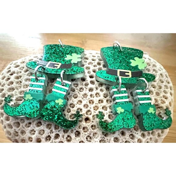 St Patricks Day Earrings Dangling Wiggly Legs Leprechaun Hat Festive Par… - Picture 4 of 12